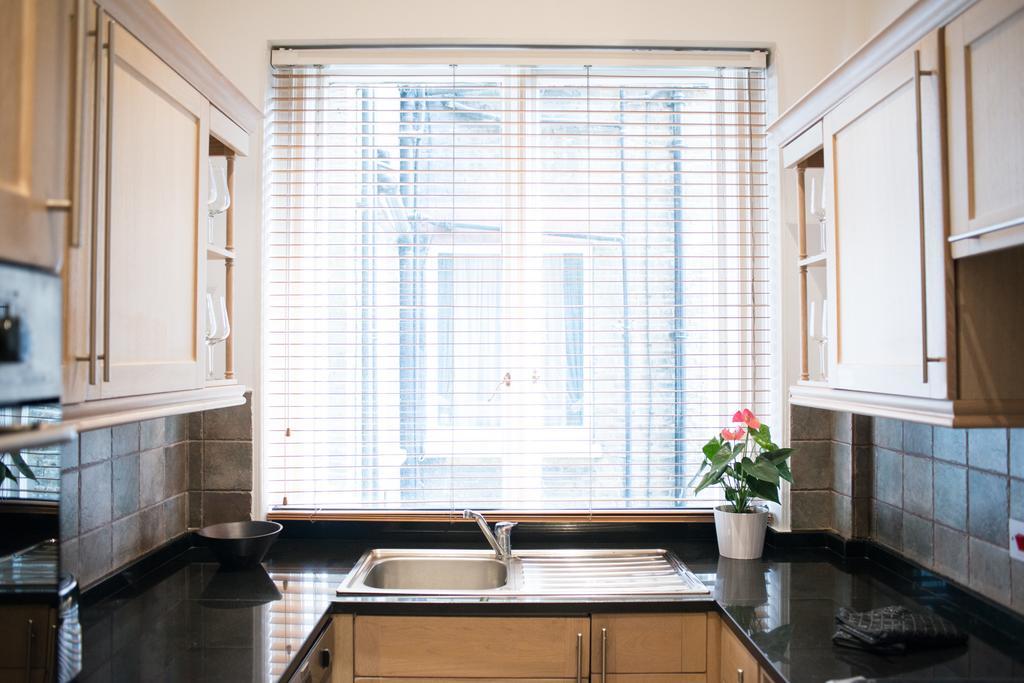 Luxton Apartments - Knightsbridge Лондон Экстерьер фото